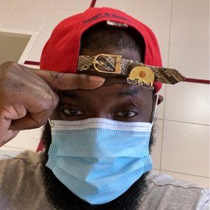 Meet your Posher, Jonathan